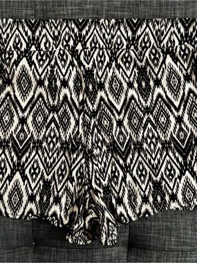 Deb Black and White Tribal Print Women's Shorts